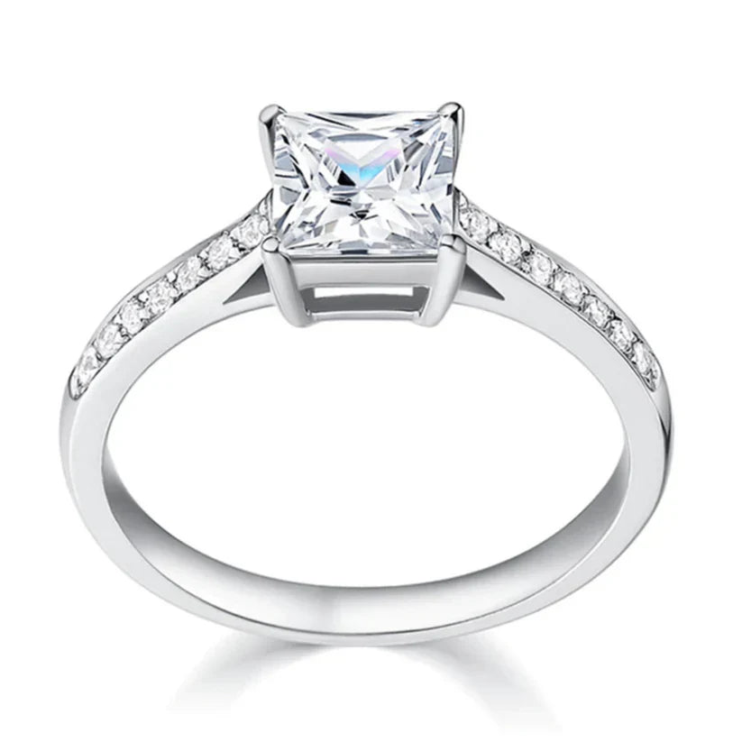 Leontina Gualtieri Ring | White Gold 18k