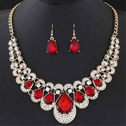 Maevina Crimselle Jewelry Set | Gold 18k