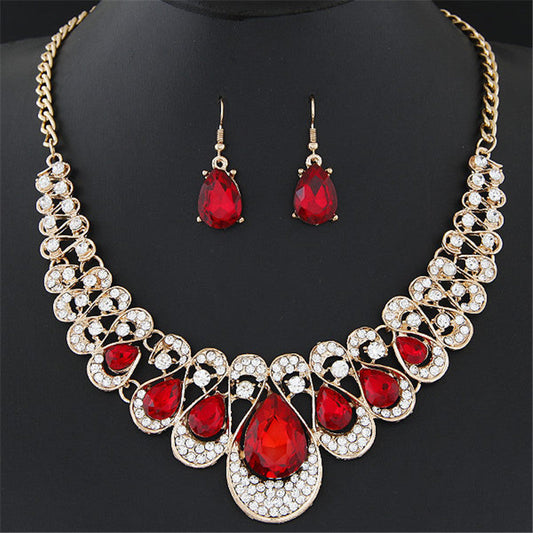 Maevina Crimselle Jewelry Set | Gold 18k