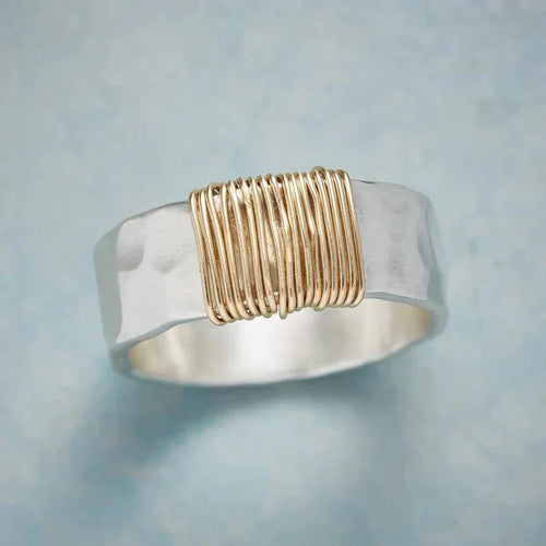 Antique Golden Threads Silver Ring | White Gold 18k