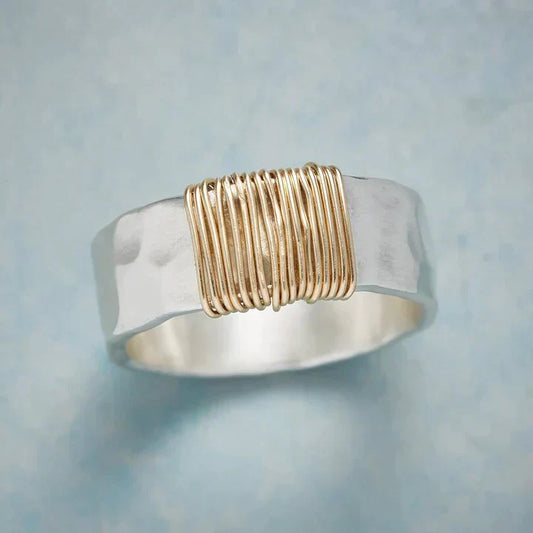 Antique Golden Threads Silver Ring | White Gold 18k