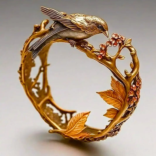 Sunlit Hummingbird Ring | Gold 18k